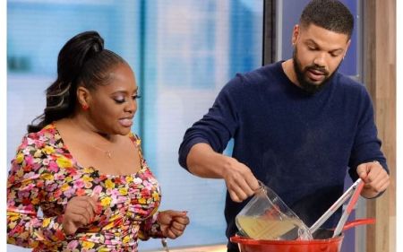 Sherri Shepherd was married to Lamar Sally.